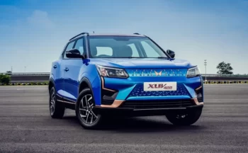 MAHINDRA XUV 400