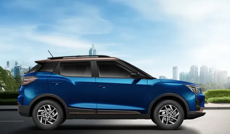 
								MAHINDRA XUV 400 full									